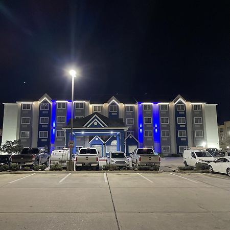 Microtel Inn And Suites Baton Rouge Airport Buitenkant foto