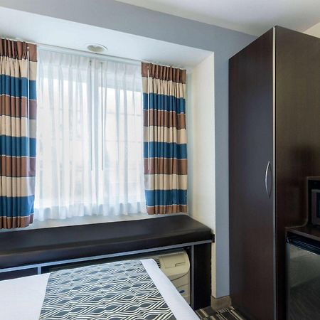 Microtel Inn And Suites Baton Rouge Airport Buitenkant foto