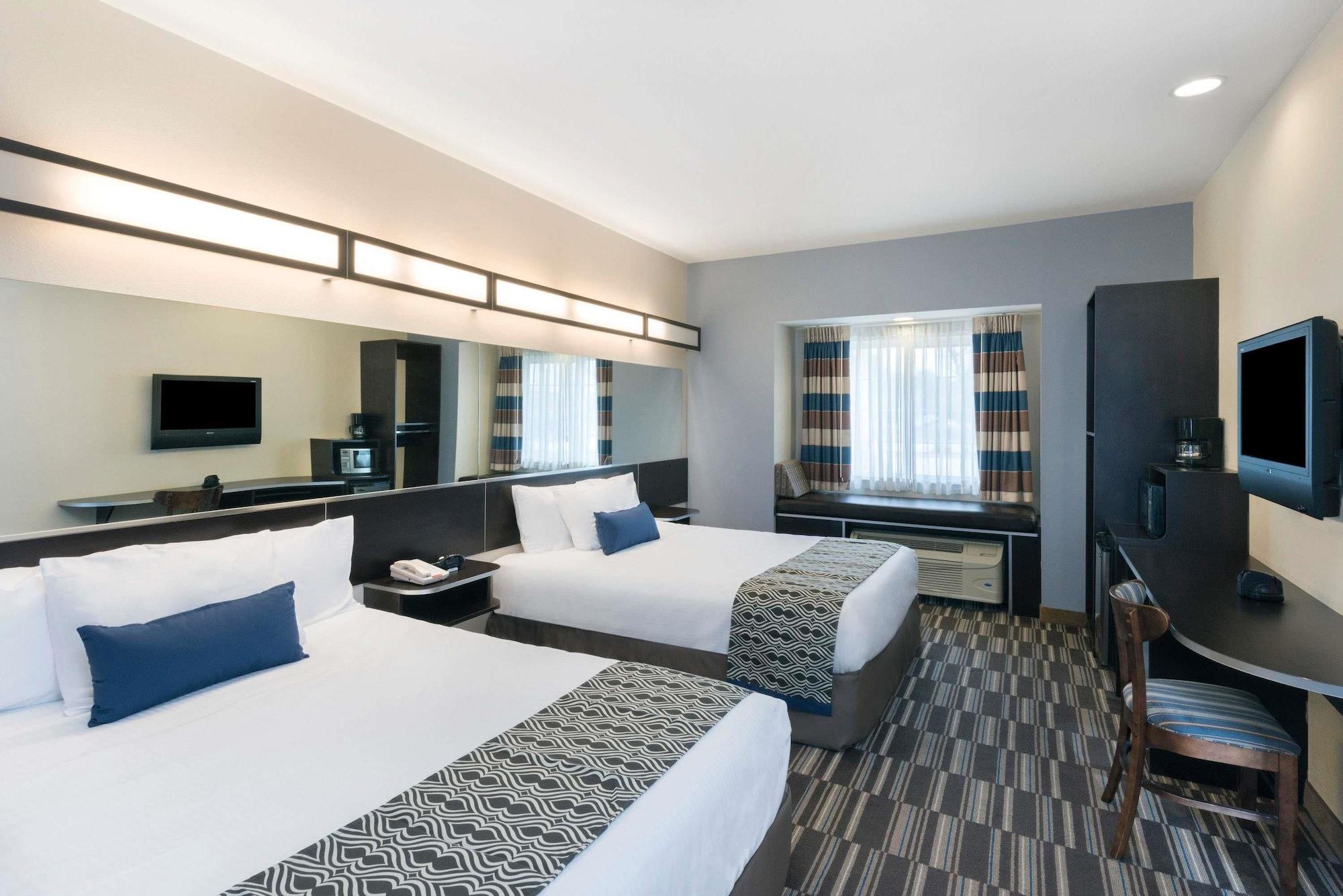 Microtel Inn And Suites Baton Rouge Airport Buitenkant foto